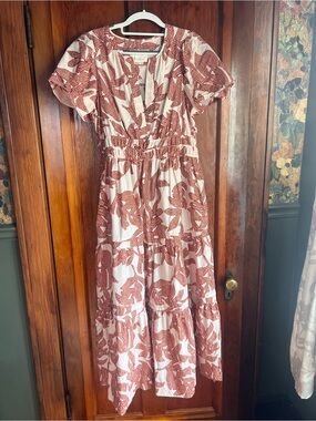 Anthropologie size large petite somerset maxi White and Rust Floral